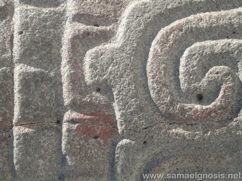 tula_084/></p>
<p align=