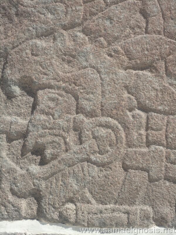 tula_086/></p>
<p align=