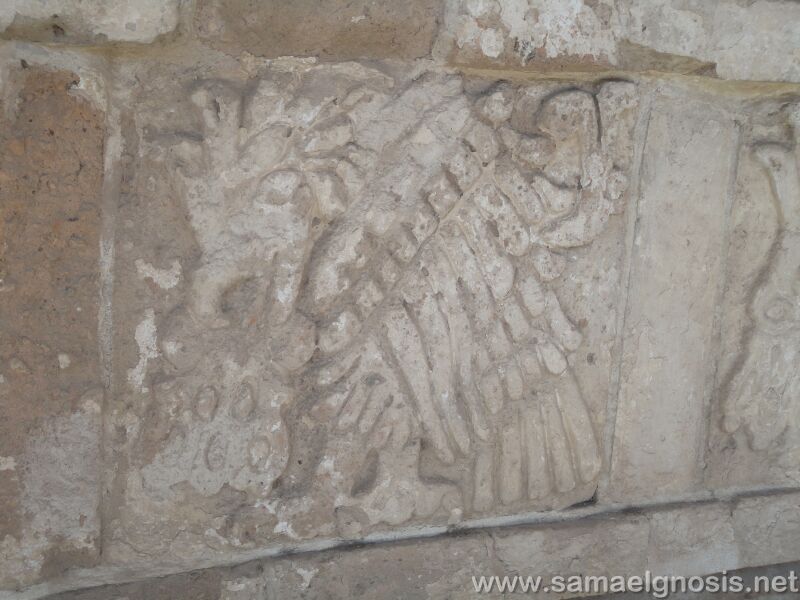 tula_103/></p>
<p align=