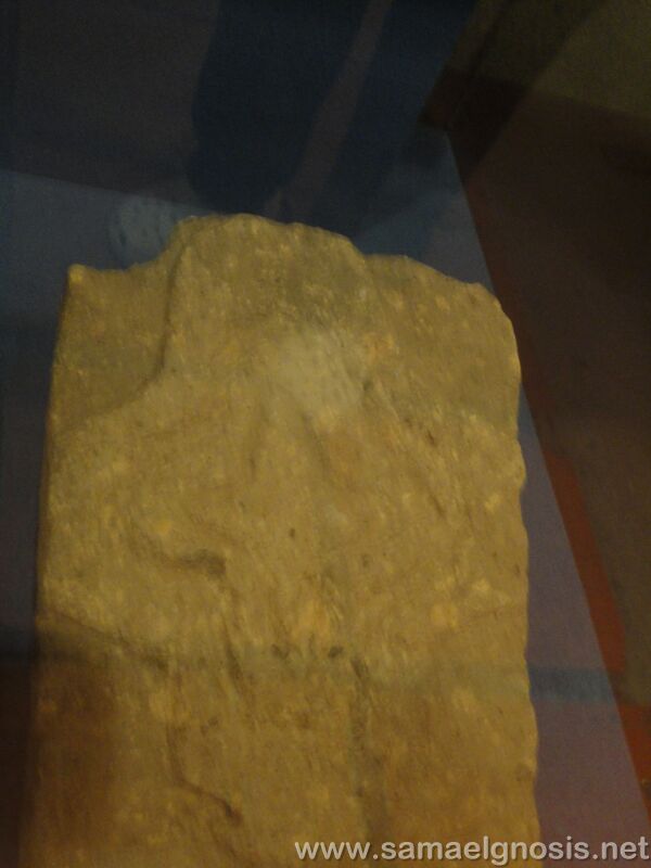 tula_141/></p>
<p align=