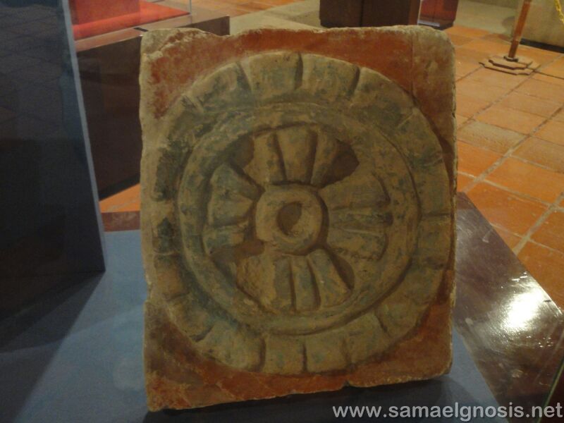 tula_151/></p>
<p align=