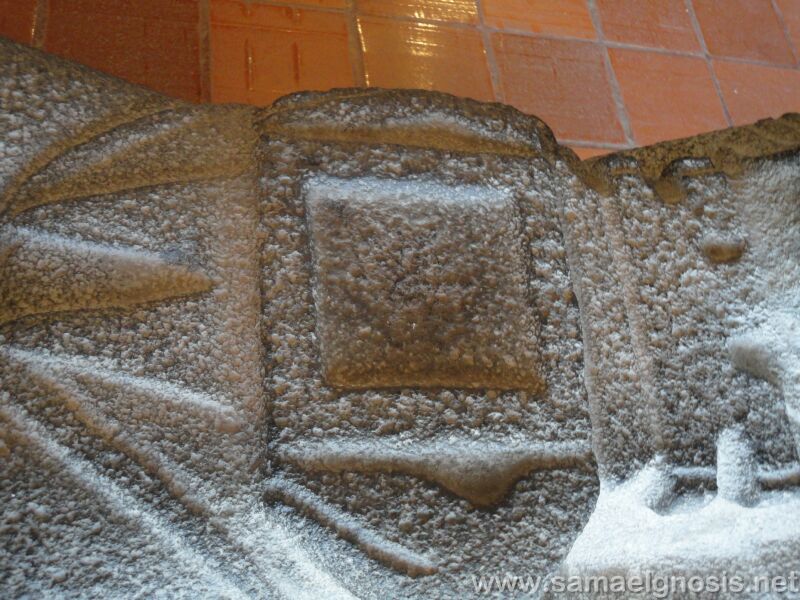 tula_160/></p>
<p align=